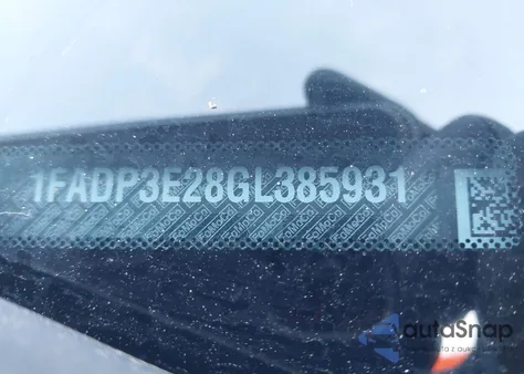 2016 Ford Focus S z USA, uszkodzony, nr VIN 1FADP3E28GL385931